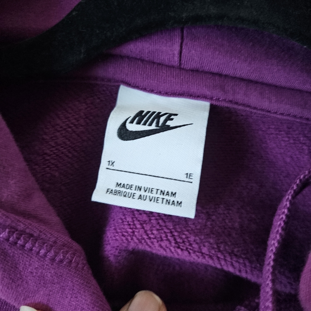 Nike Women's Vibrant Purple Hoodie - Picture 6 of 8